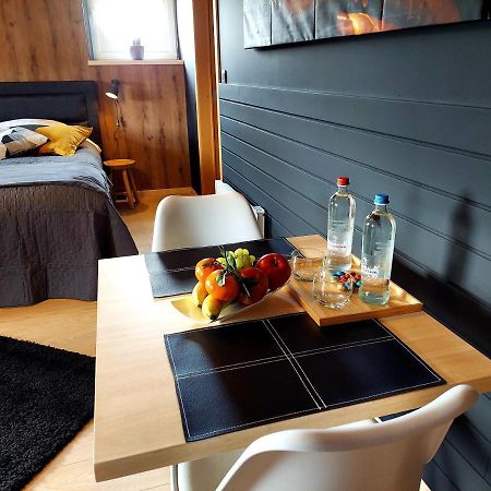 La Chambre D'En Haut La Reid Bagian luar foto
