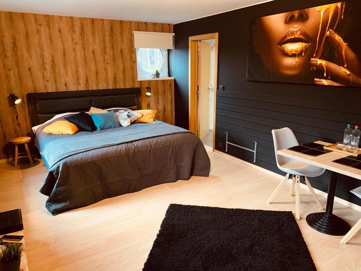 La Chambre D'En Haut La Reid Bagian luar foto